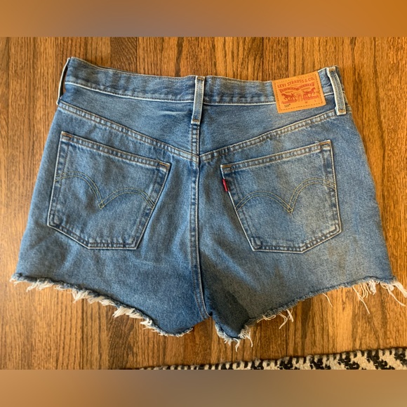 Levi 501 Denim Shorts - Picture 2 of 3